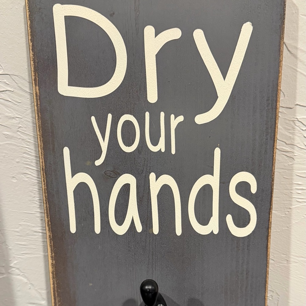 Source Unknown Gray Wall Hook Sign